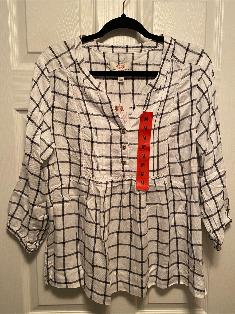 Wrangler Black /White Plaid Blouse… size M